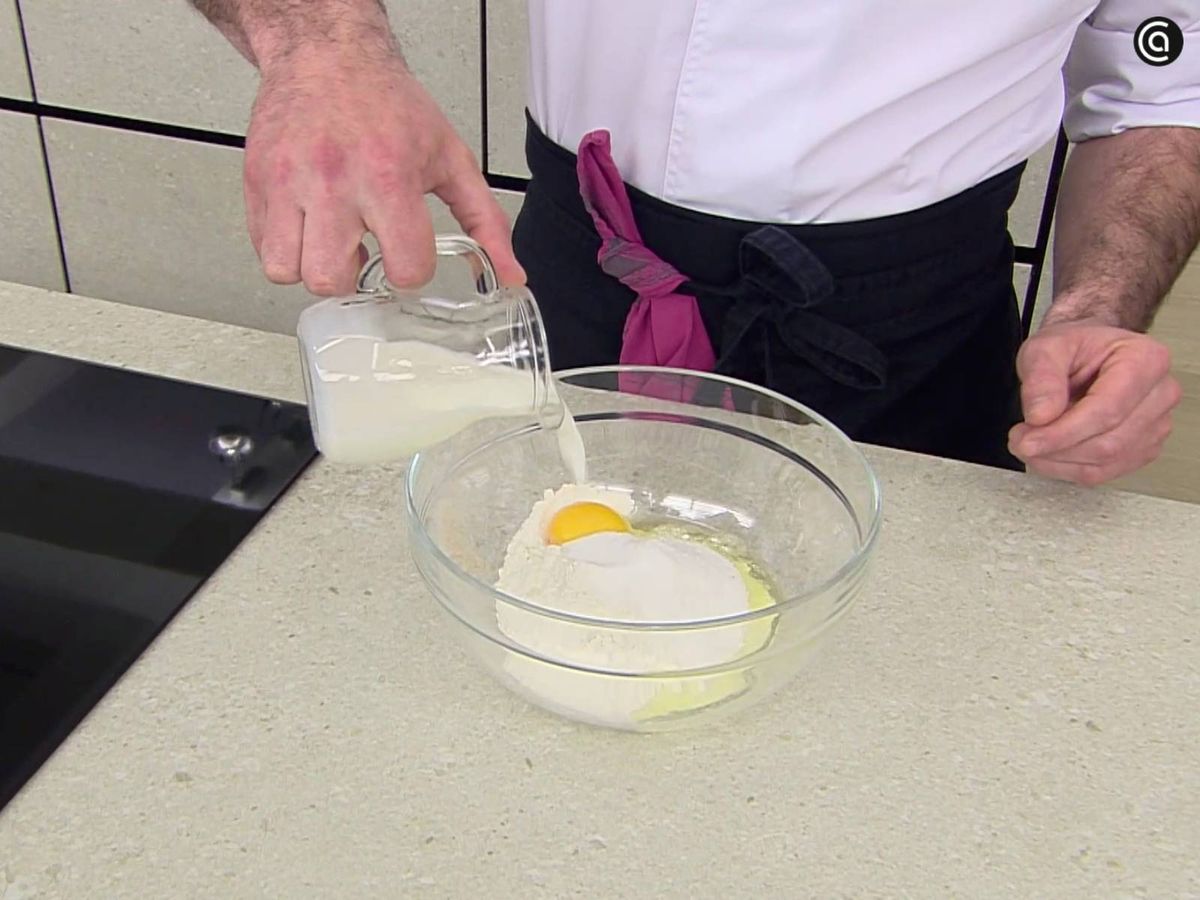 Mezcla bien todos los ingredientes y deja reposar