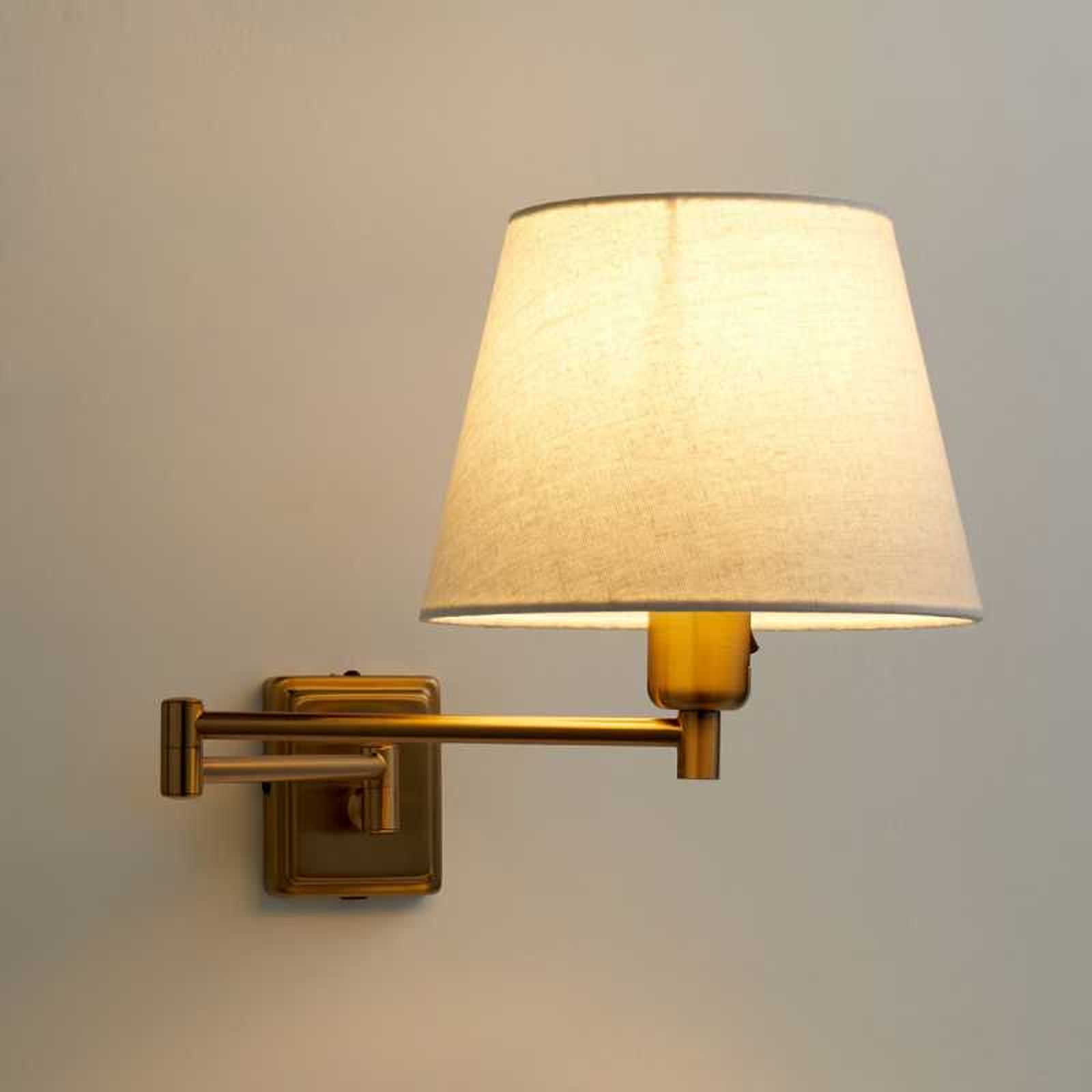 Lámpara de pared con brazo articulado Sonoma. Lámpara de pared con brazo articulado Sonoma.