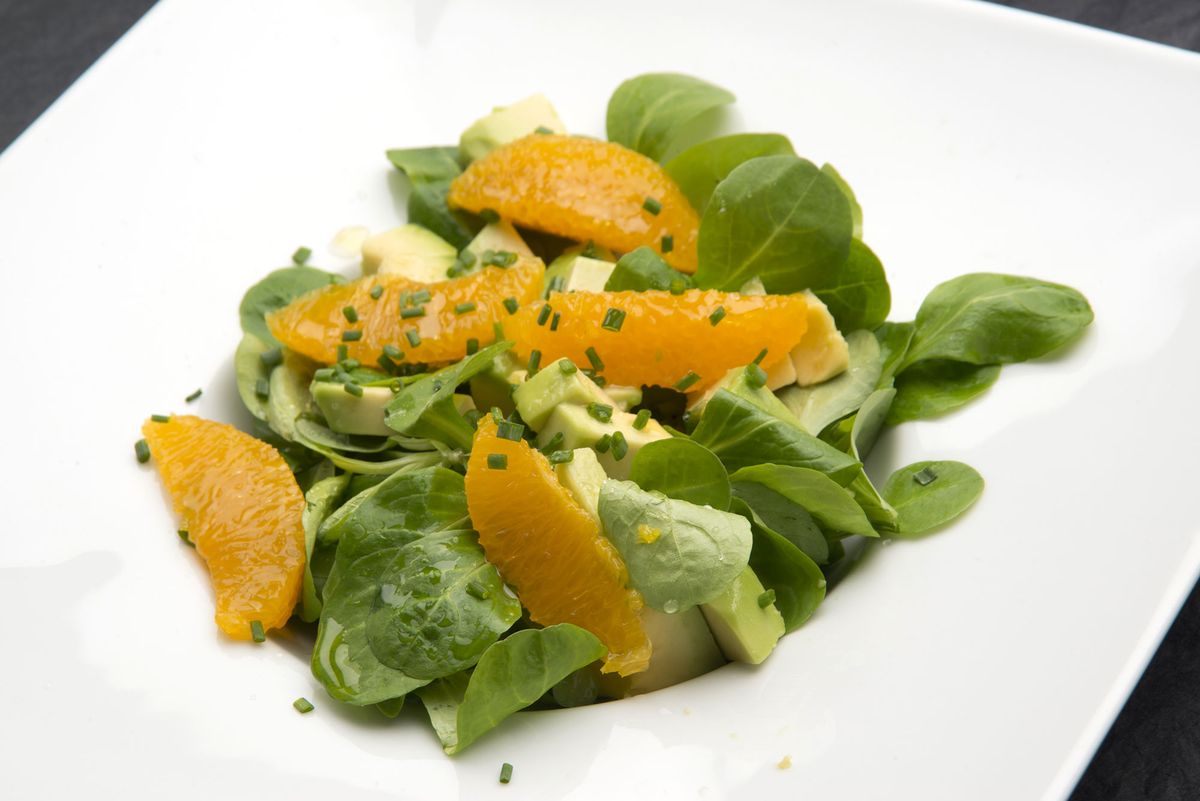 5780 2 Ensalada de canonigos, aguacate y naranja xl