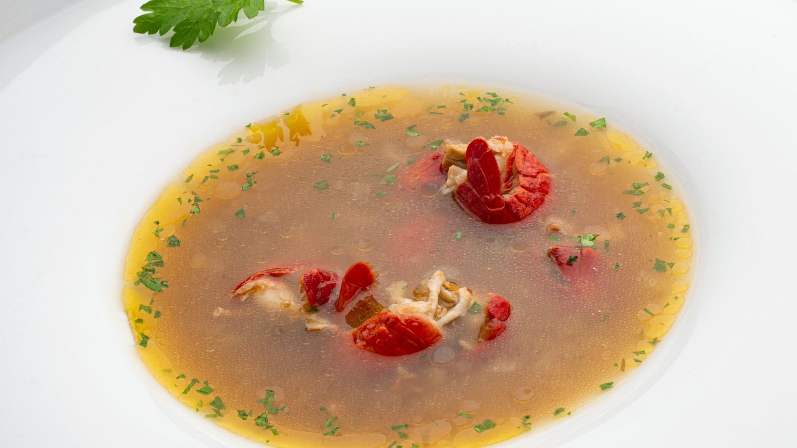 Aprende a preparar una sopa burgalesa con la receta de Karlos Arguiñano