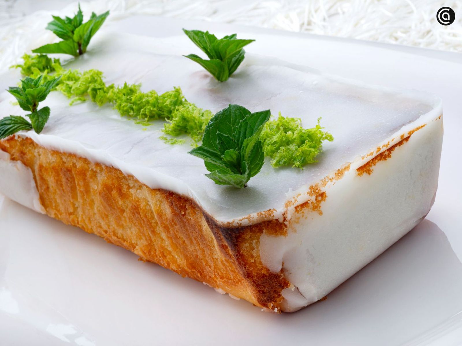 Pastel de limón glaseado