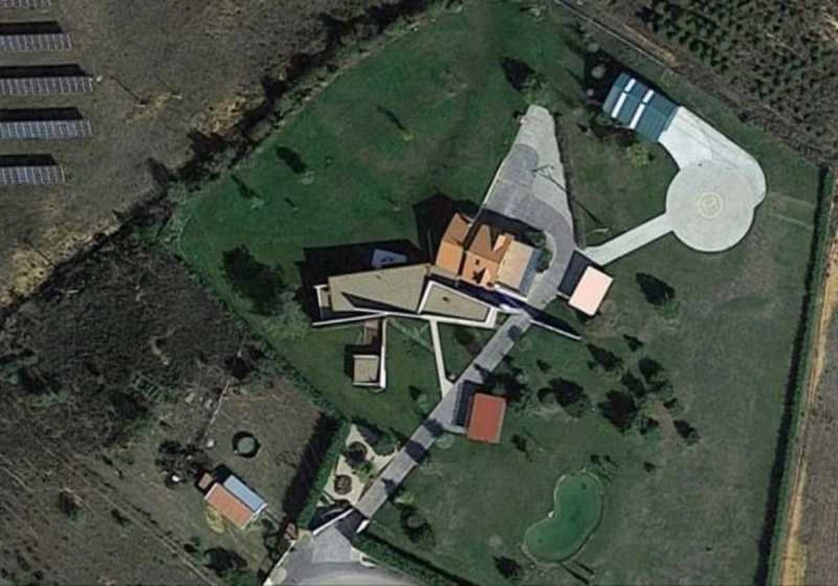 Vista aérea de la casa de Jesús Calleja en León.