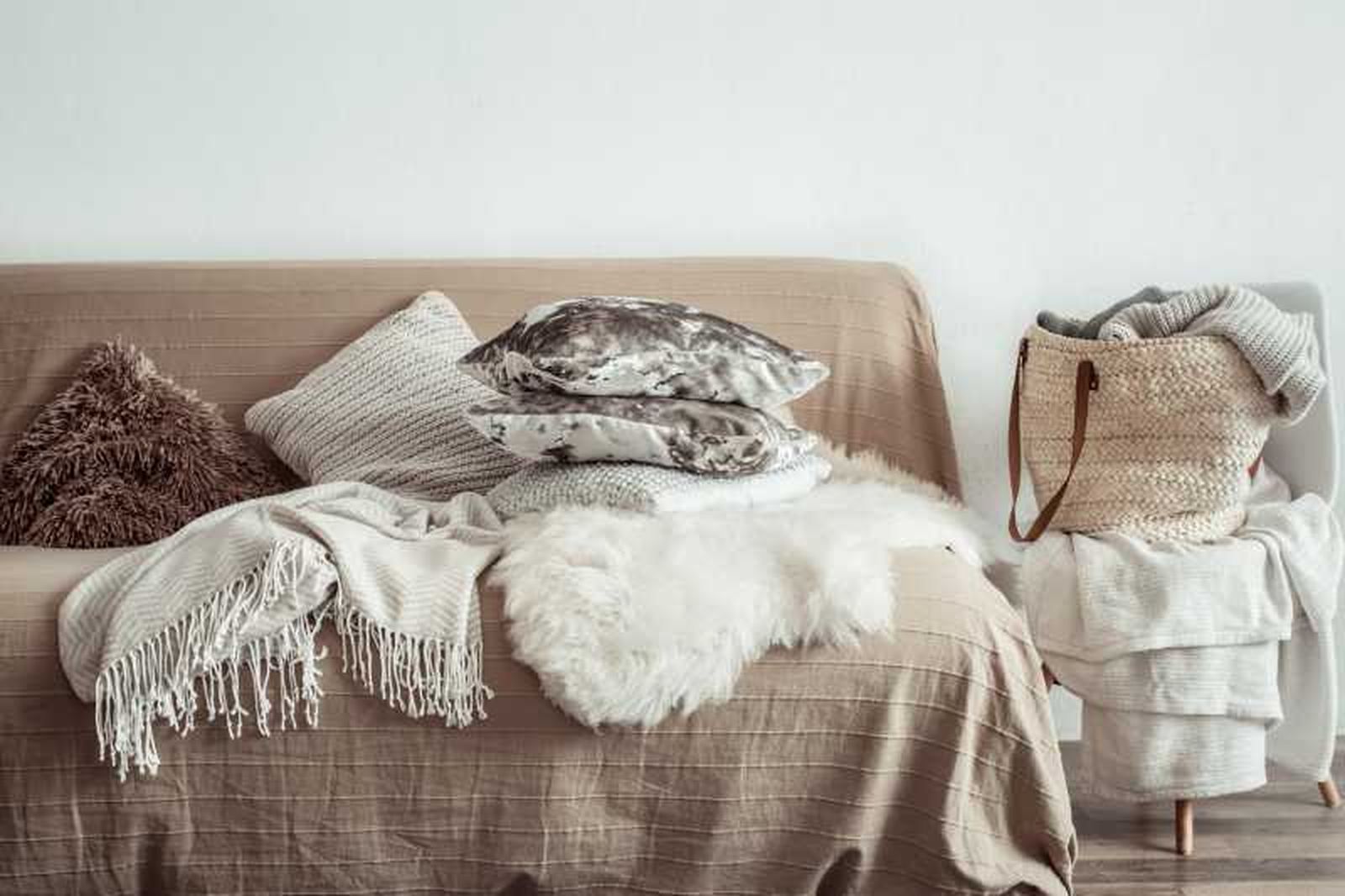 Salón beige para combatir el frío