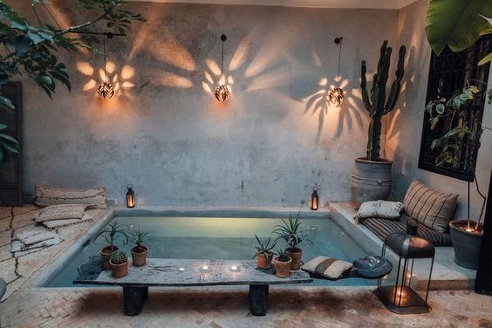 decorar alrededor de la piscina farolillos 13 decorar alrededor de la piscina farolillos 13