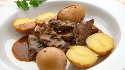 Carajacas con papas arrugás, receta canaria de Karlos Arguiñano