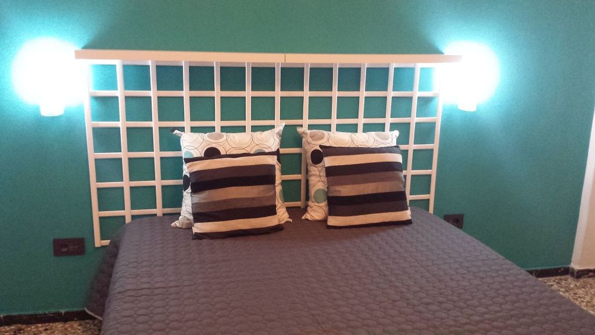 Cabeceros de madera en la comunidad de Hogarmania 3