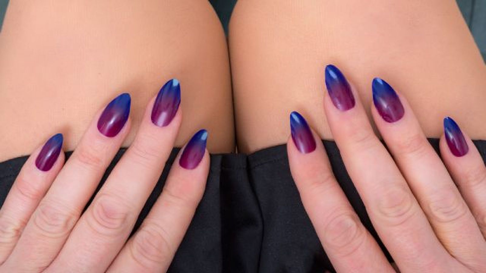unas de colores intensos unas de colores intensos