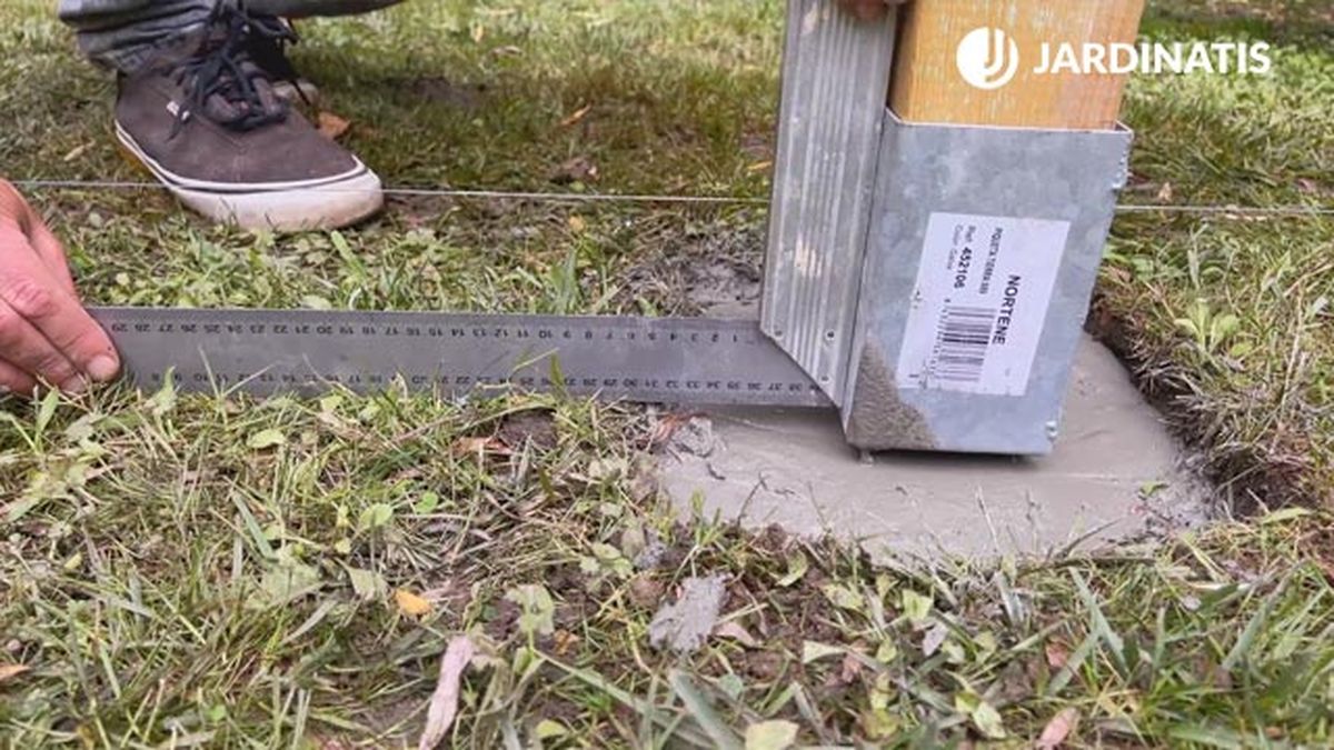 como instalar pergola de madera en kit nortene paso3