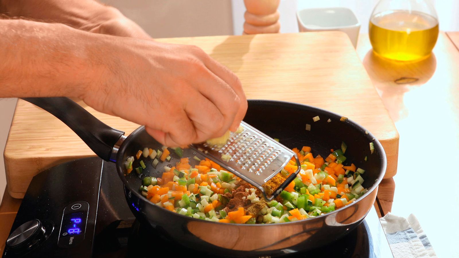 Cuscús marroquí con verduras y pasas Paso 5 Cuscús marroquí con verduras y pasas Paso 5