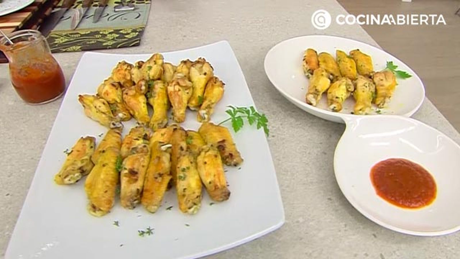 receta alitas de pollo crujientes al horno receta karlos arguinano karl68000321 paso5 receta alitas de pollo crujientes al horno receta karlos arguinano karl68000321 paso5