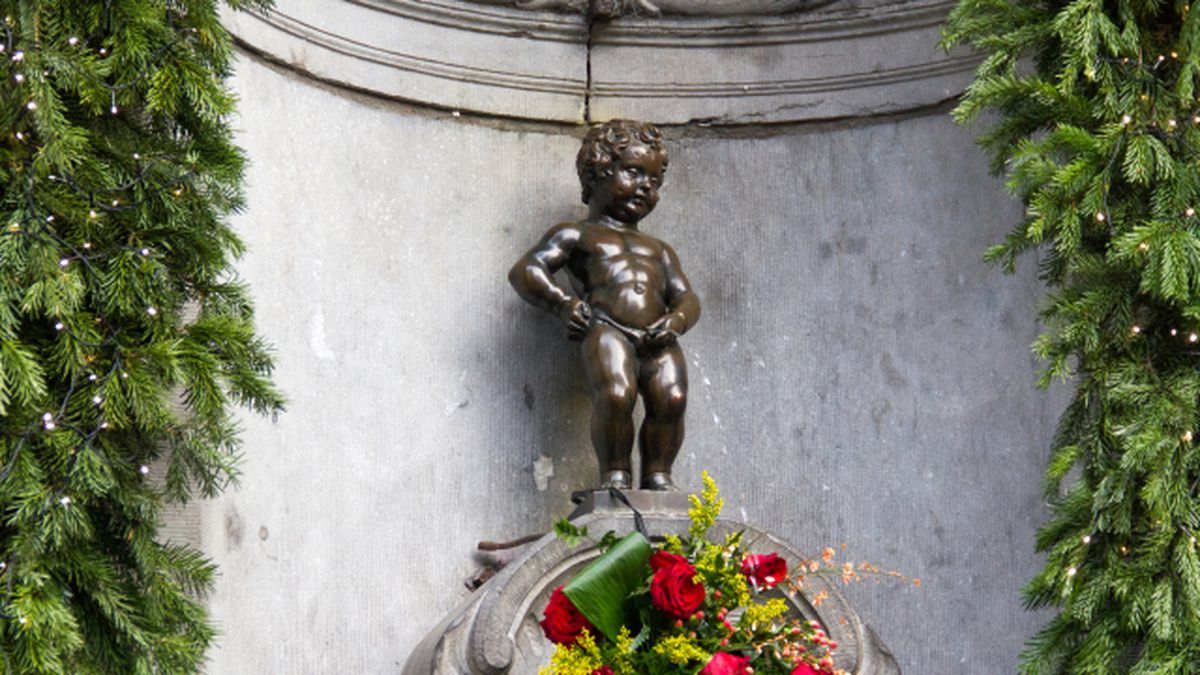 que ver en bruselas imprescindibles que no te puedes perder manneken pis