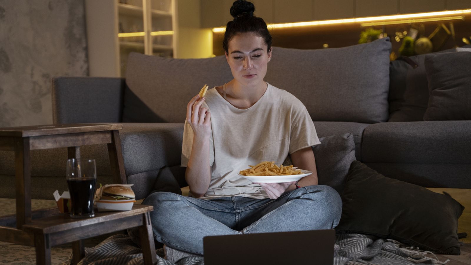 ¿Quién no ha acabado cenando delivery tras un día interminable? Mejor tener un plan fácil y casero para esas noches.