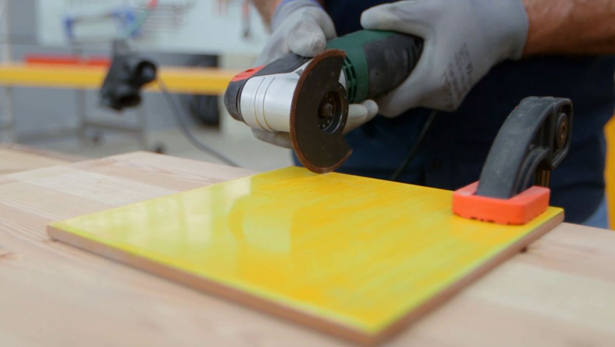 Como colocar un suelo cerámico paso 1