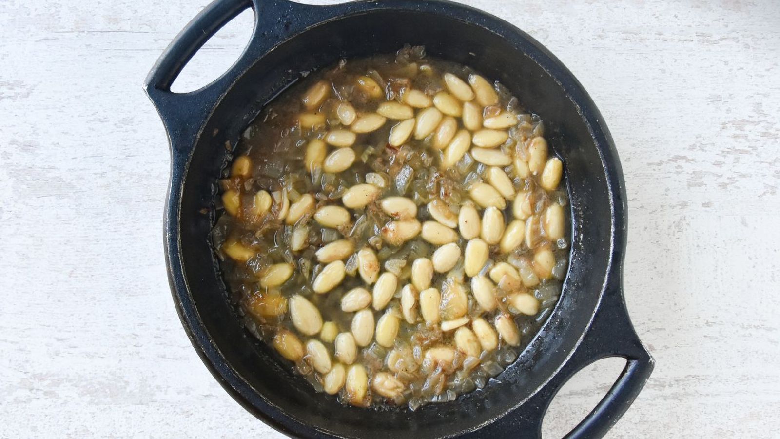 Cómo hacer salsa de almendras para el pollo Cómo hacer salsa de almendras para el pollo