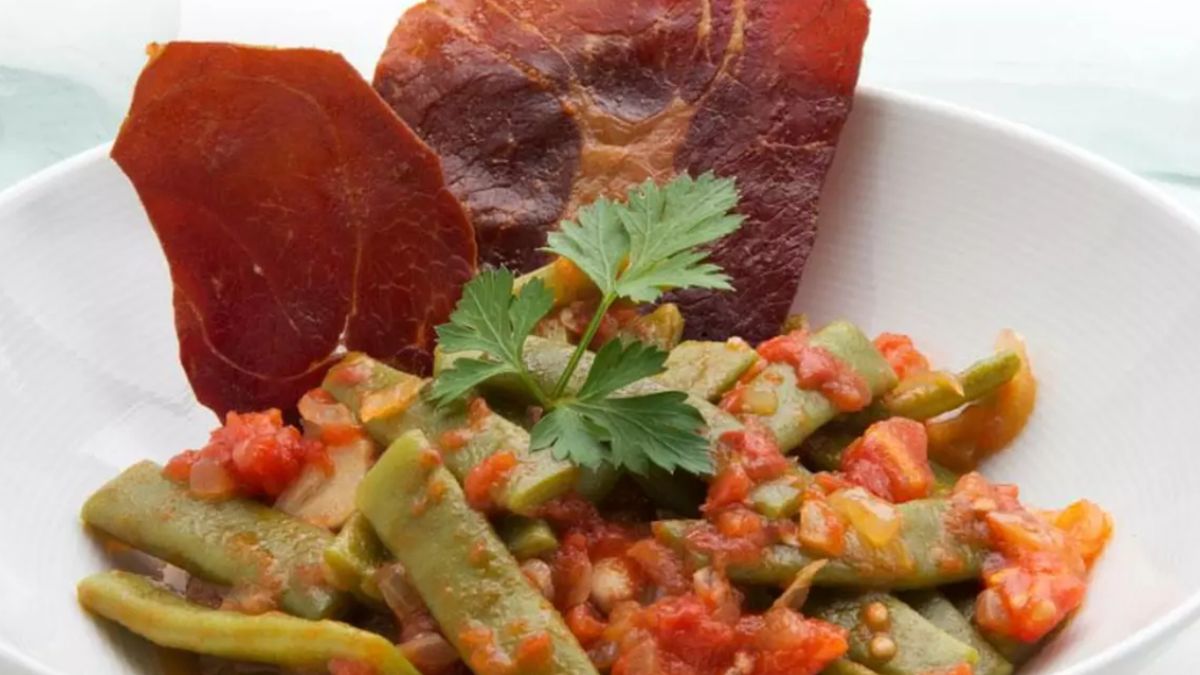 Judías verdes con sofrito de tomate: un clásico que demuestra la importancia de un buen rehogado.