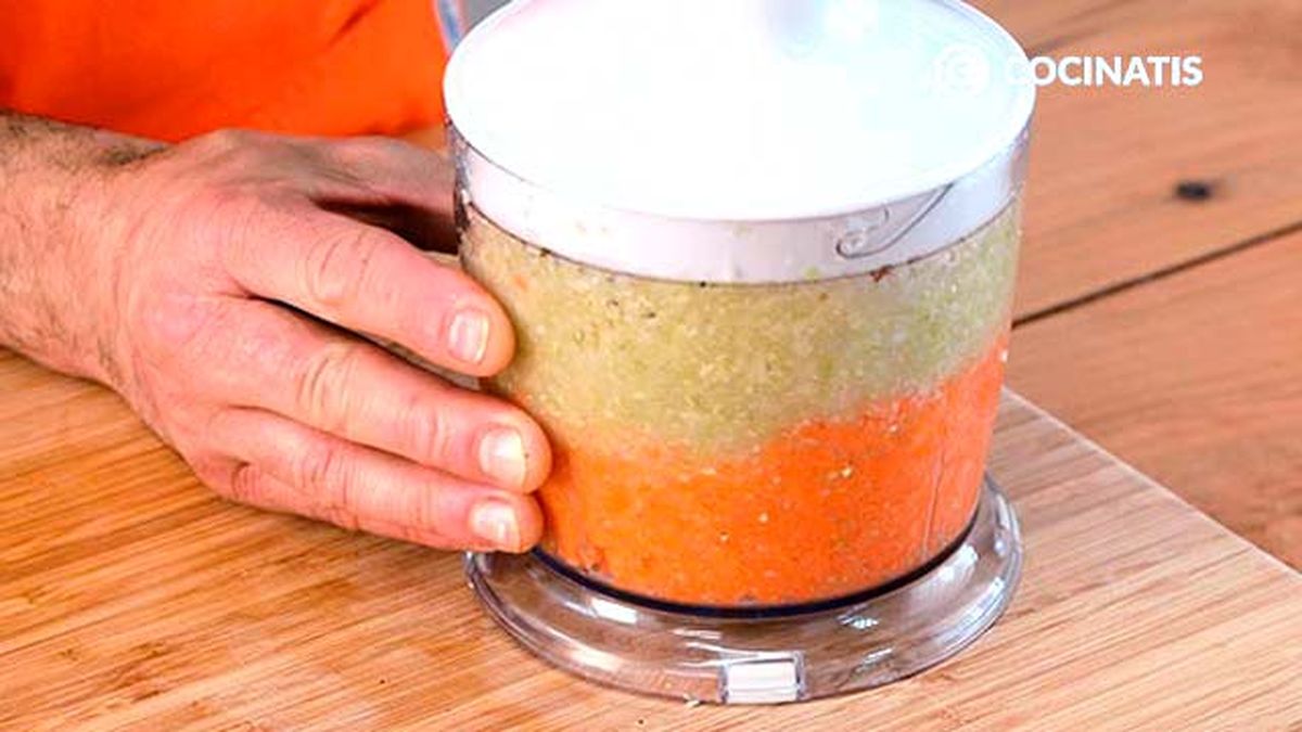 Receta de ensalada de col con zanahoria y manzana   paso 2