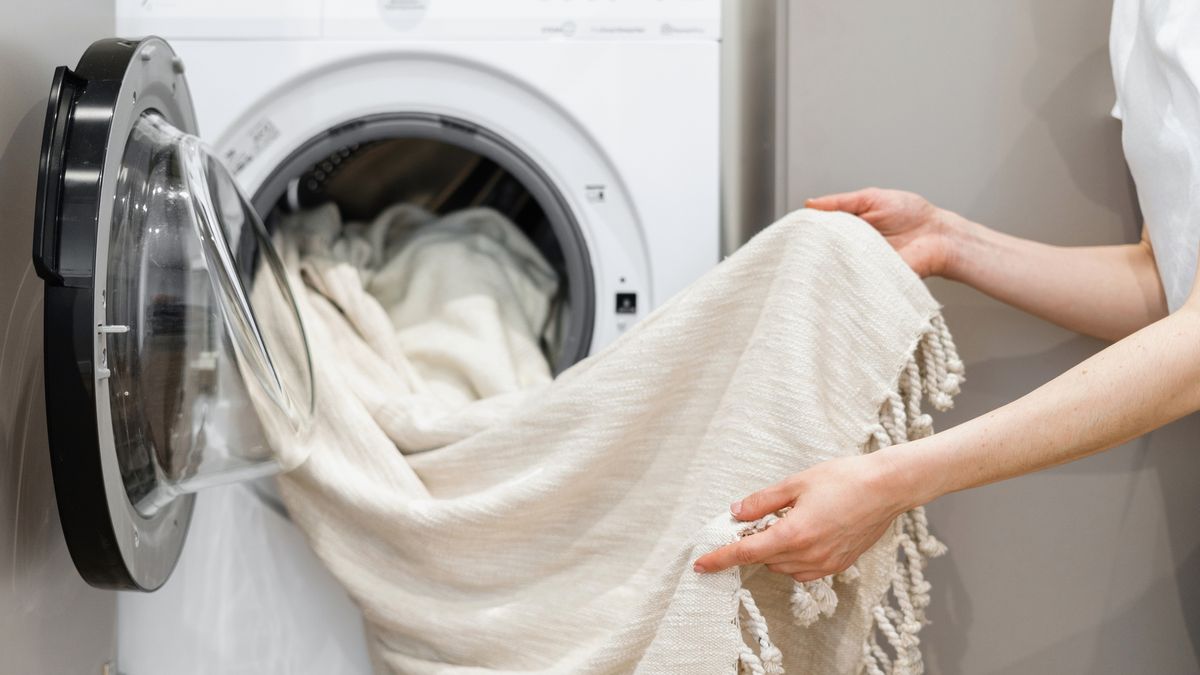 Un buen prelavado es fundamental para que las cortinas queden limpias