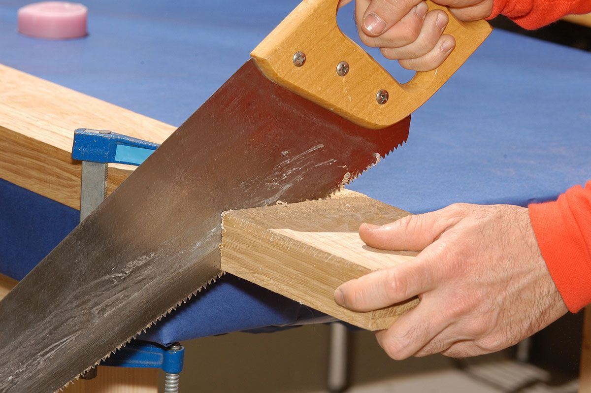 Sierra de mano para madera paso 4