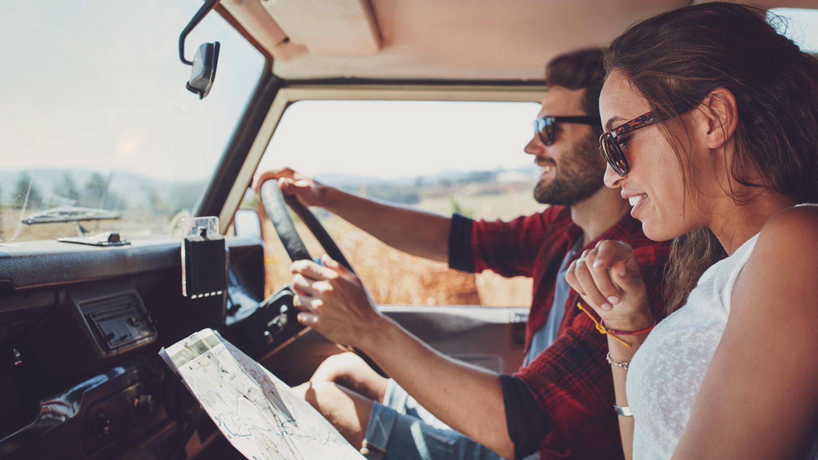 Que revisar en el coche antes de salir de viaje Que revisar en el coche antes de salir de viaje