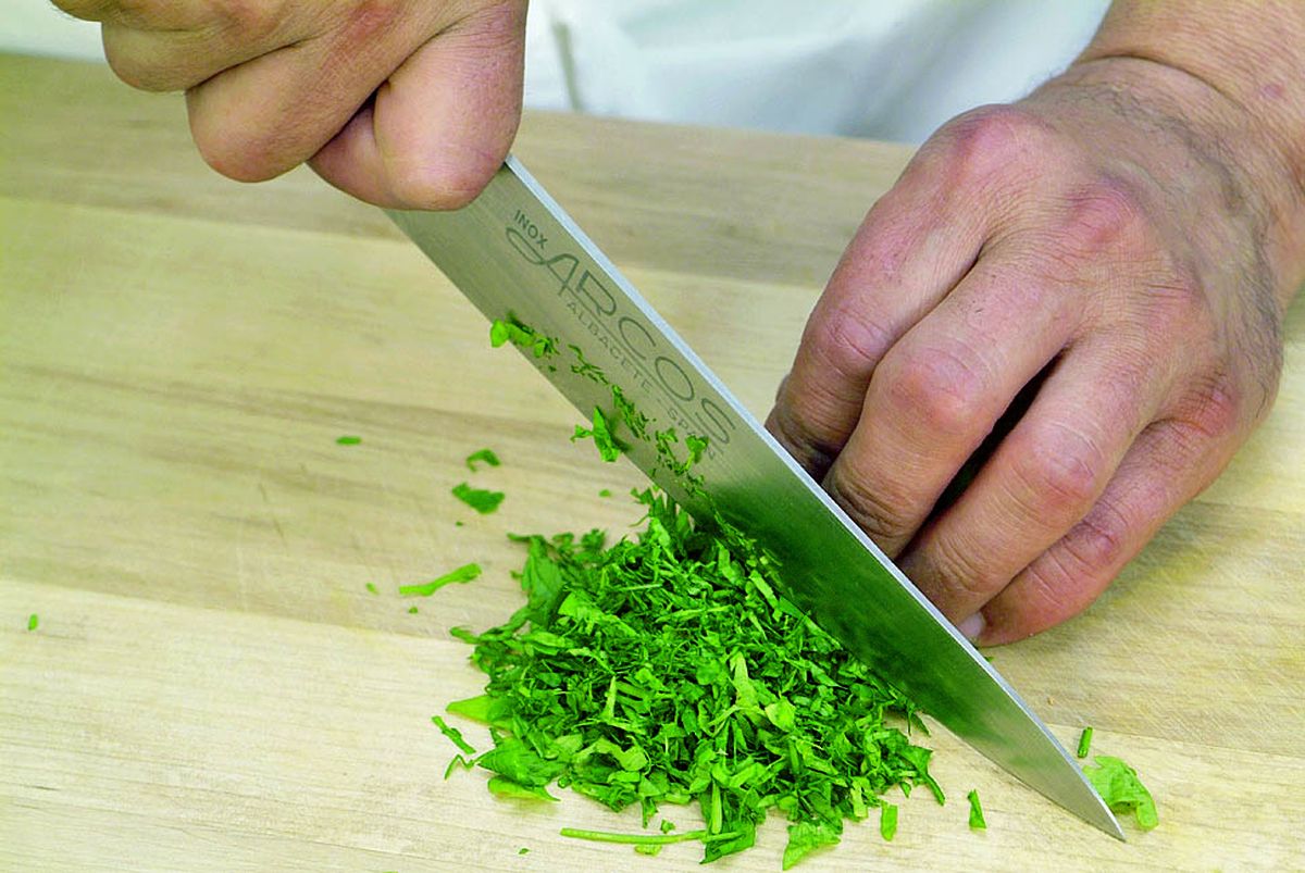 receta picar perejil paso4