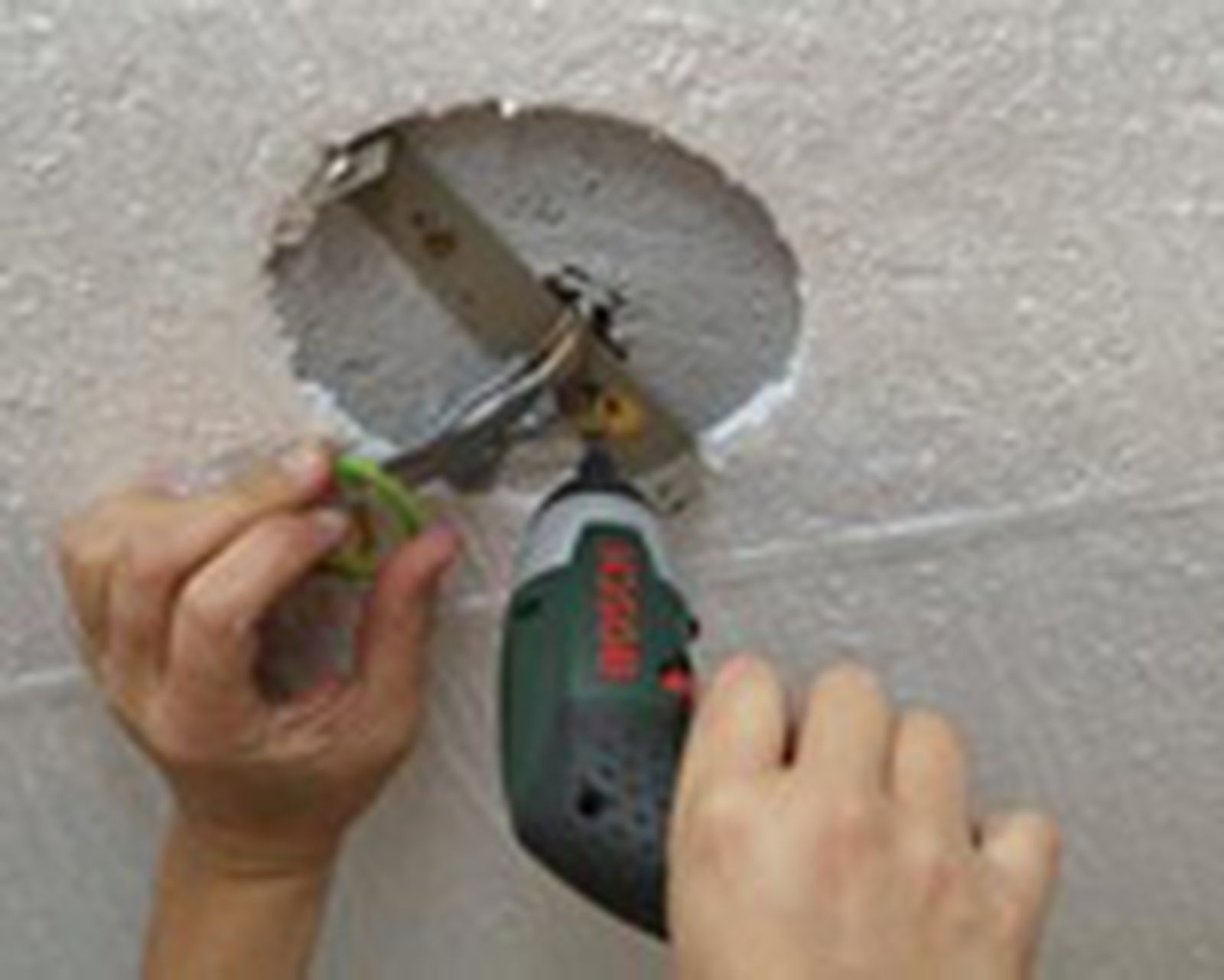 brico 0511 colocar plafon techo bano paso 7 brico 0511 colocar plafon techo bano paso 7