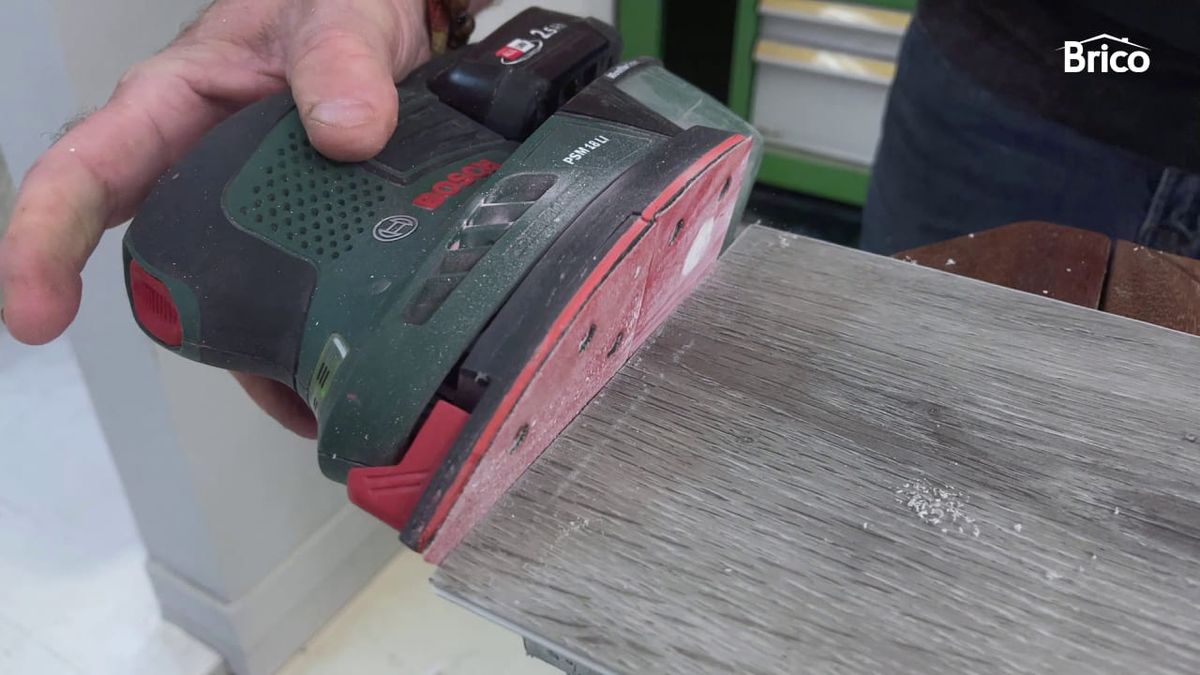 Bricomania 49 forrar escaleras vinilo 5