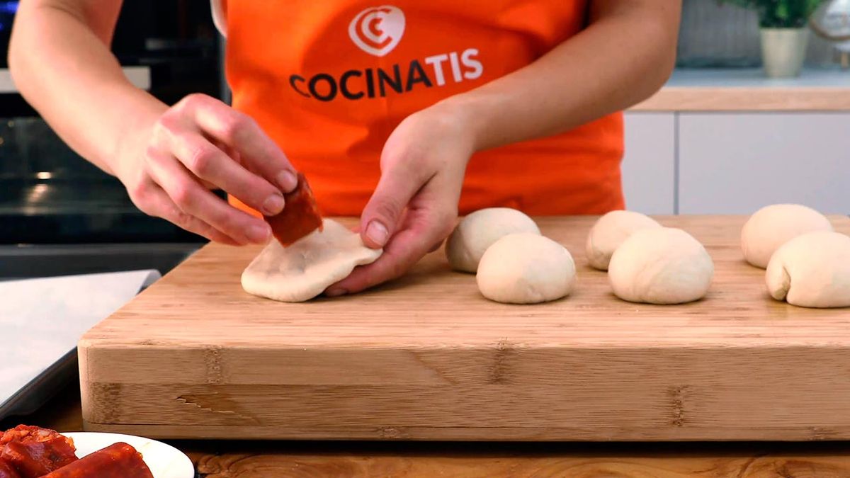 Receta de bollos preñaos  paso 5