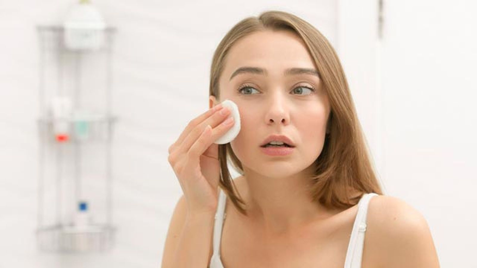tipos de limpiadores faciales desmaquillantes