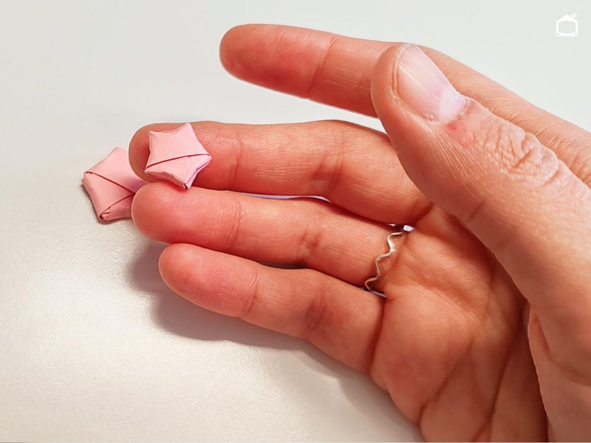 Estrellas de papel artesanales.