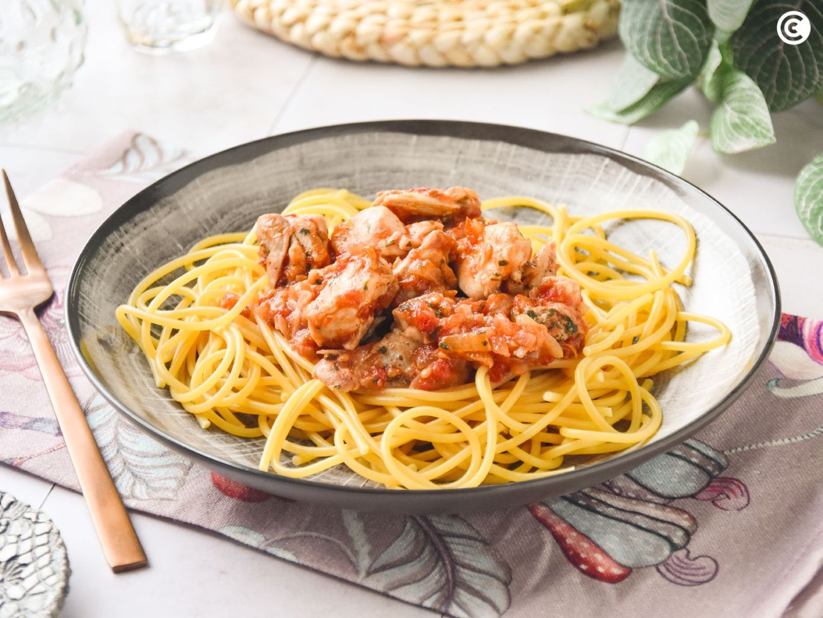 Espaguetis con pollo