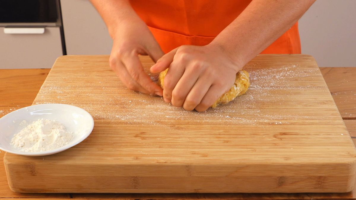 Mona de Pascua tradicional   Paso 2