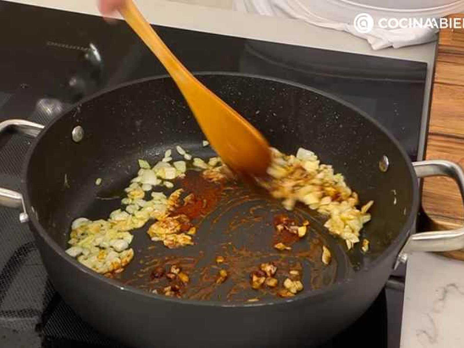 Prepara el sofrito