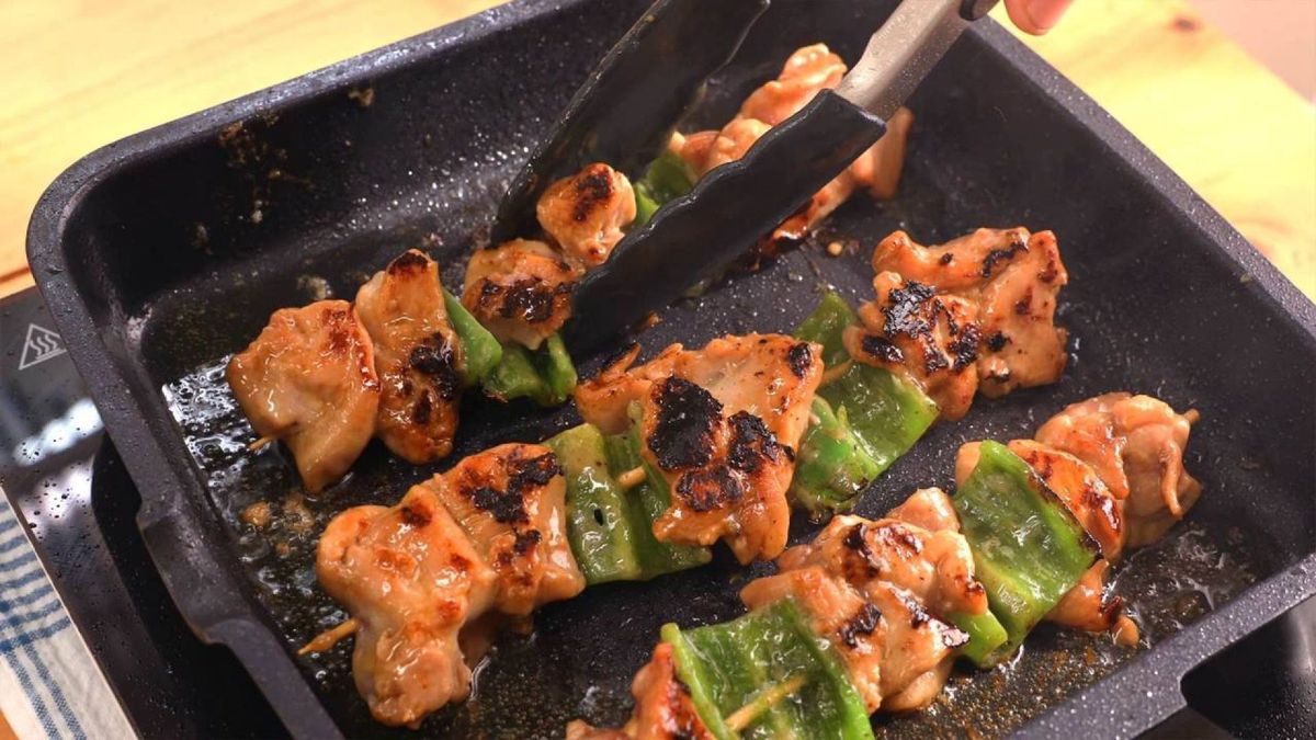 Yakitori, brocheta de pollo al estilo japonés  paso 6