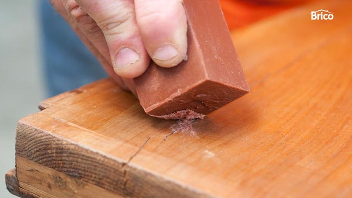 Bricomania 705 Restaurar mueble p15