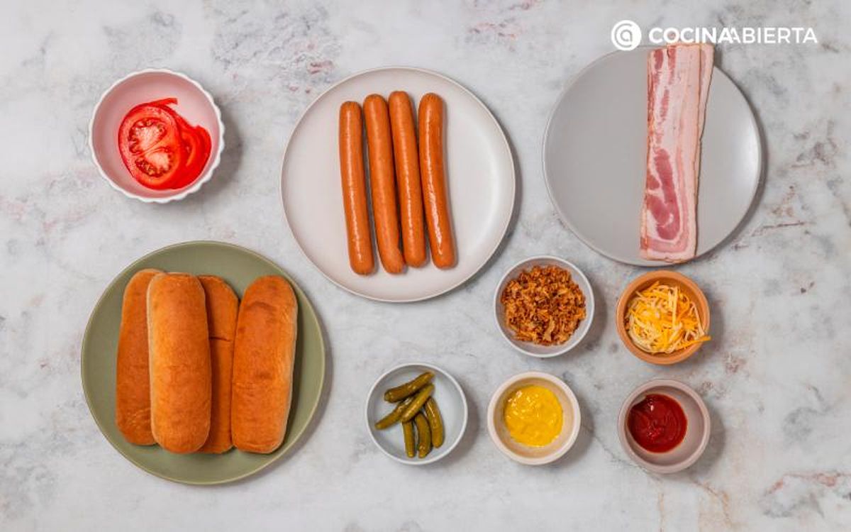 Ingredientes para preparar perritos calientes