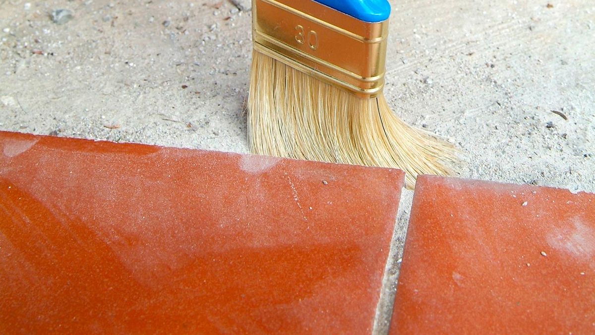 brico 0502 2 arreglo grieta suelo exterior paso 2