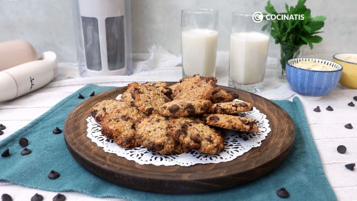 Cookies americanas para disfrutar con leche de almendras