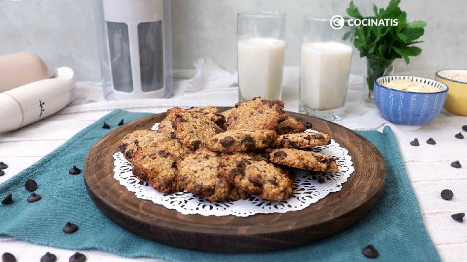 Cookies americanas para disfrutar con leche de almendras Cookies americanas para disfrutar con leche de almendras