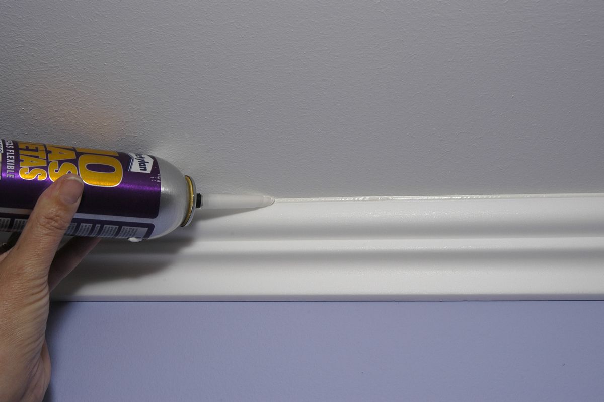 Colocación de cornisa de poliestireno paso 6