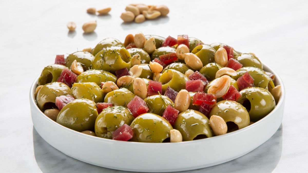 3 aperitivos faciles aceitunas aceitunas mojama cacahuetes 1