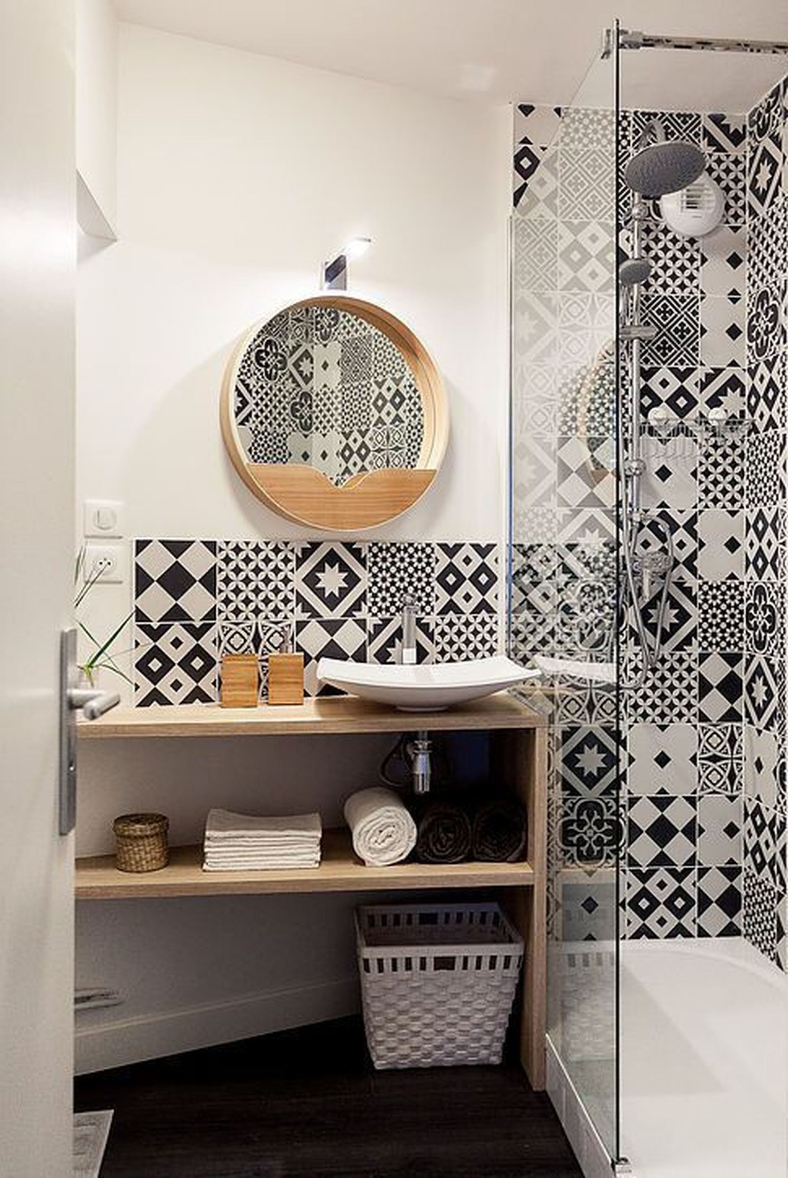 baño pequeño baldosas hidraulicas 2 baño pequeño baldosas hidraulicas 2