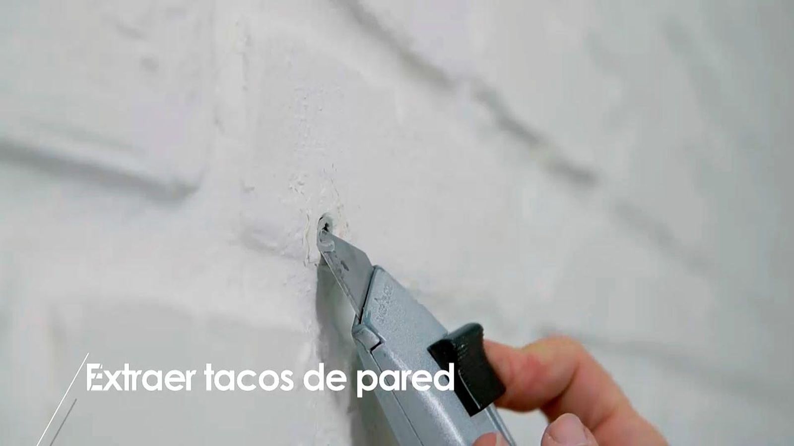 965 briconsejo2 extraer tacos pared paso 4