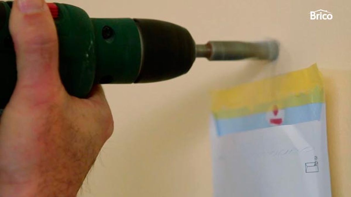 Cómo colocar un taco químico paso 1