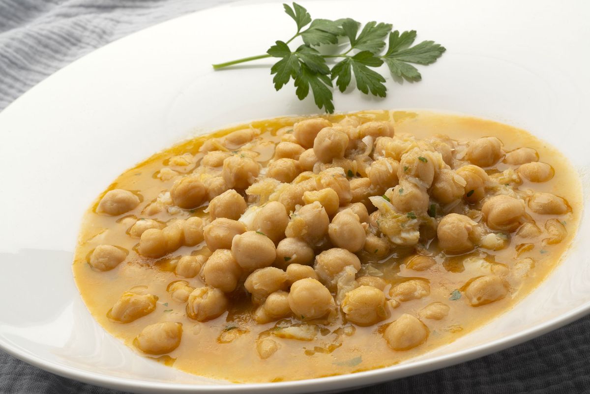 6164 1 Garbanzos con bacalao xl