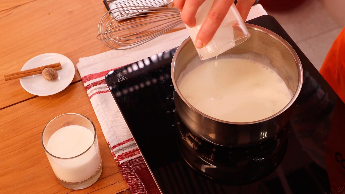 Receta de ponche de huevo navideño   paso 1