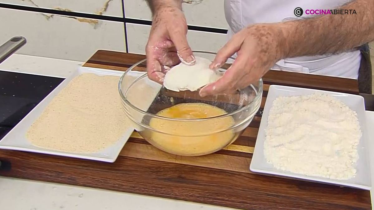 KARL7053 Merluza con salsa Villeroi con piquillos paso 5