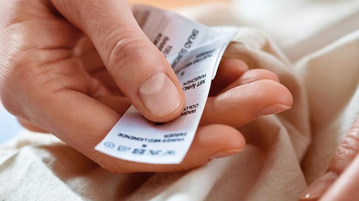 Cada símbolo indica cómo se puede lavar una prenda