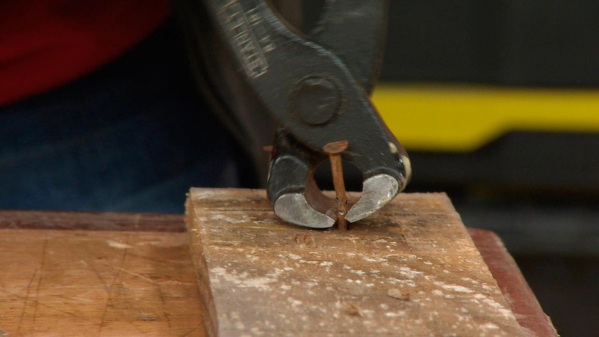 Hacer un botellero con un palé paso 2