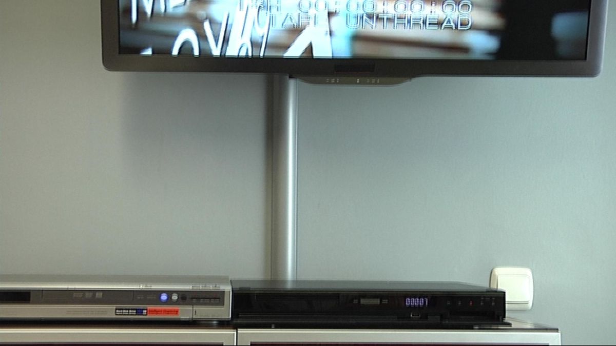 Canaleta para cables de televisión paso 7