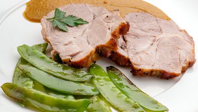Cabeza de lomo asada con hortalizas, receta de Karlos Arguiñano